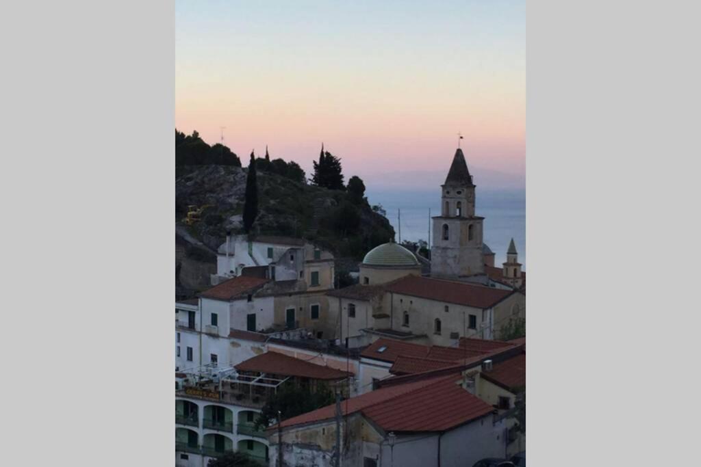 Casa Marilo - A Beautiful House Overlooking Holiday home *