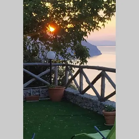 Casa Marilo - A Beautiful House Overlooking Amalfi Exterior photo